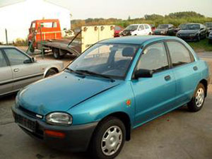 Mazda 121 1.3 16V