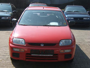 Mazda 323C 1.3 i 16V Hatchback